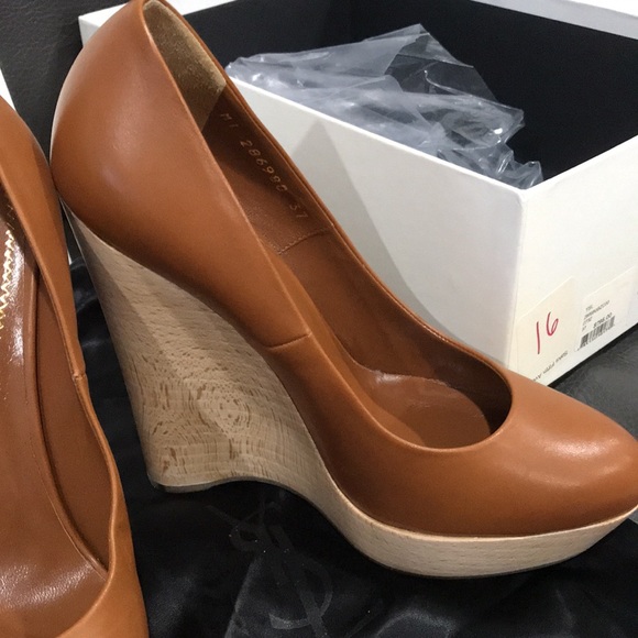 YSL Shoes - Picture 4 of 13